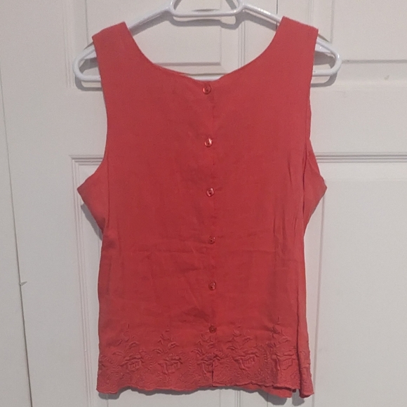 Reitmans Coral Tank Top with Back Buttons - Picture 2 of 4